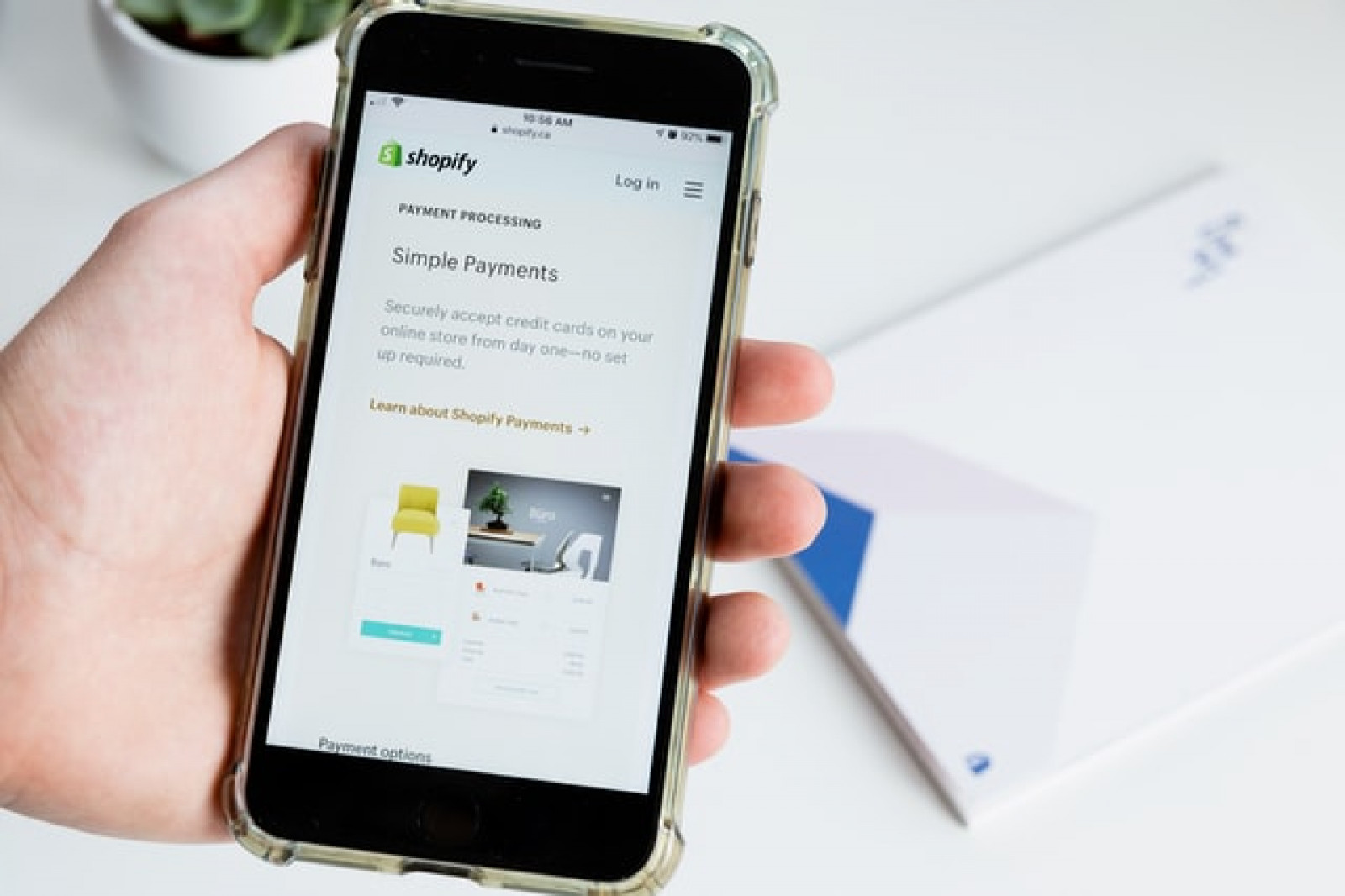 Jualan di Website atau Marketplace, Mana yang Lebih Laku?